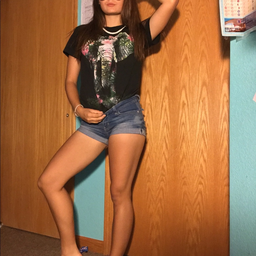 A cute stylish boho t-shirt !